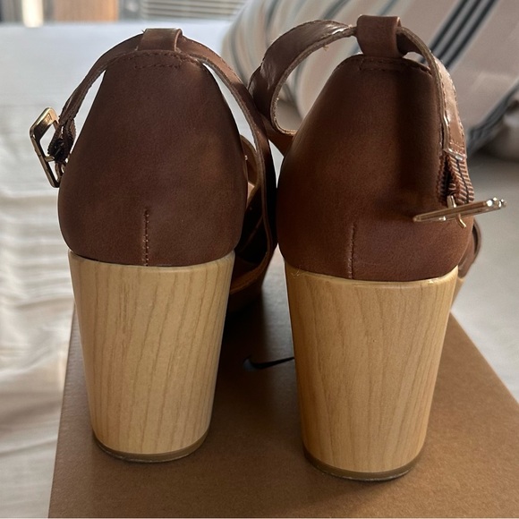 Chunky heels - Picture 3 of 4